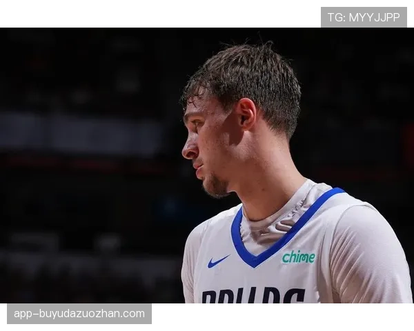 弗拉格与乔丹并列,成合并以来唯二多次45+新秀 弗拉格与乔丹并列,成合并以来唯二多次45+新秀